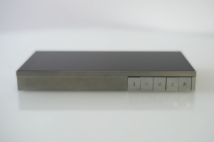 Astell&Kern PD10本体右側の画像